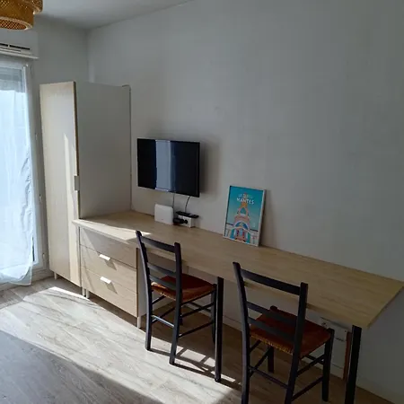 Chroma - Studio Nantes Gare Sud Ναντ