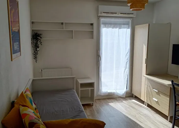 Chroma - Gare Sud Apartmán